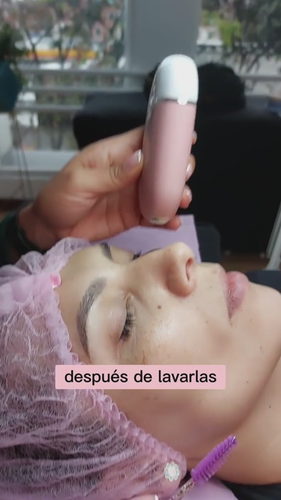 MINI VENTILADOR DE PESTAÑAS Y UÑAS